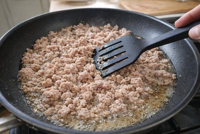 How to Cook Savory Ground Turkey on the Stove